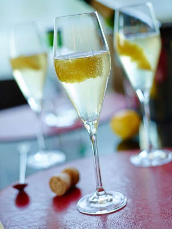 3 Easy Recipes for Your Oscar Night Party Cocktail
