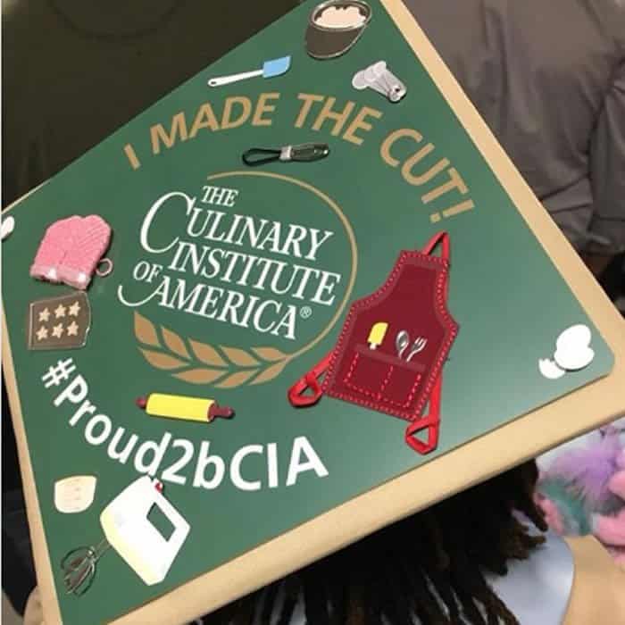 Photo image of Rayna's high school graduation cap topper