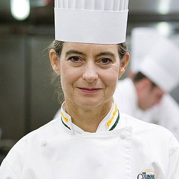 Eve Felder ’88—Managing Director, CIA Singapore.
