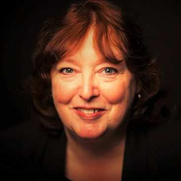 Barbara Campbell, CIA Faculty in New York, Associate Professor—Business Management.