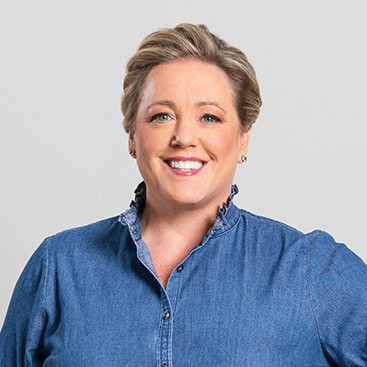 Julia Collin Davison CIA Alumni Bio | Culinary Institute of America