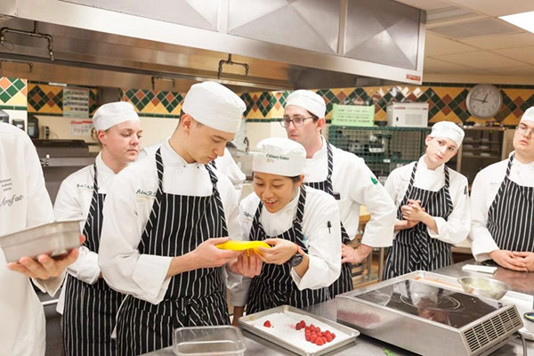 CIA Culinary Science students in lab with Chef Arrufat.