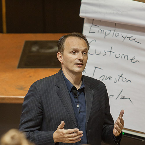 Image of CIA alum Andrew Carmellini ’91.