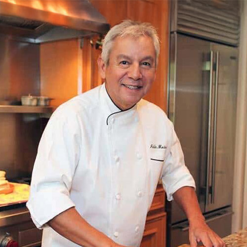 Headshot of CIA Culinary Arts alum Adán Medrano ’10.