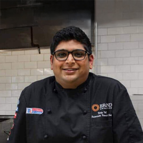 Headshot of CIA Culinary Science alum Deep Patel ’17.